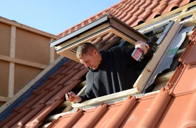 Pose de fenêtres de toit Velux à Layrisse